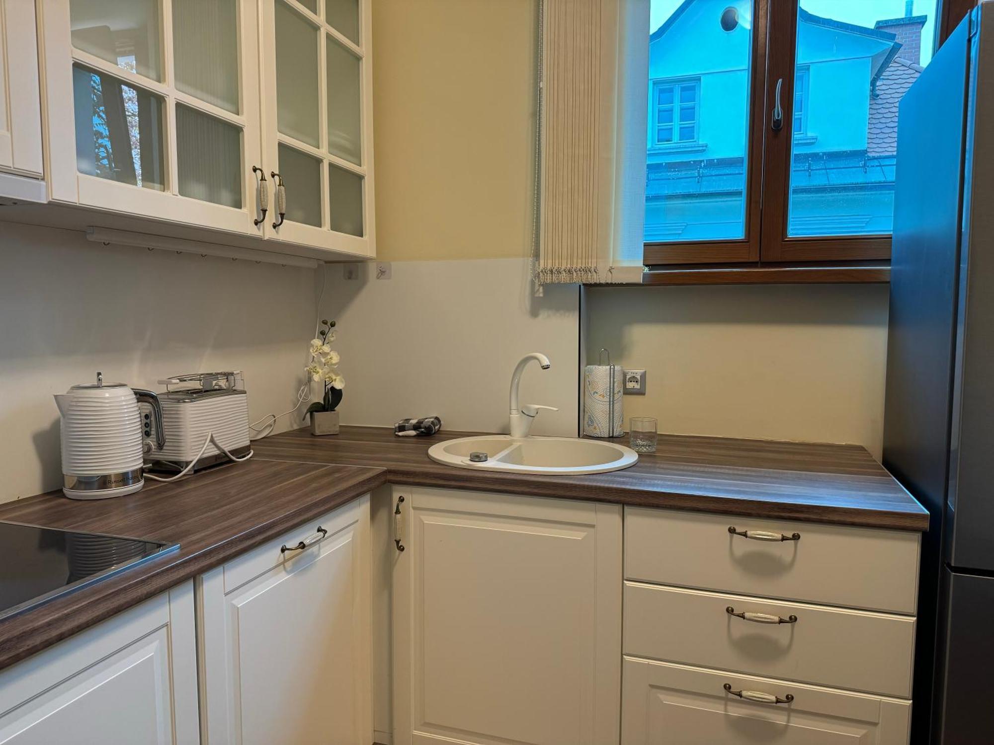 Vila Majda Elegant Apartments With Prime Location And Parking Любляна Екстериор снимка