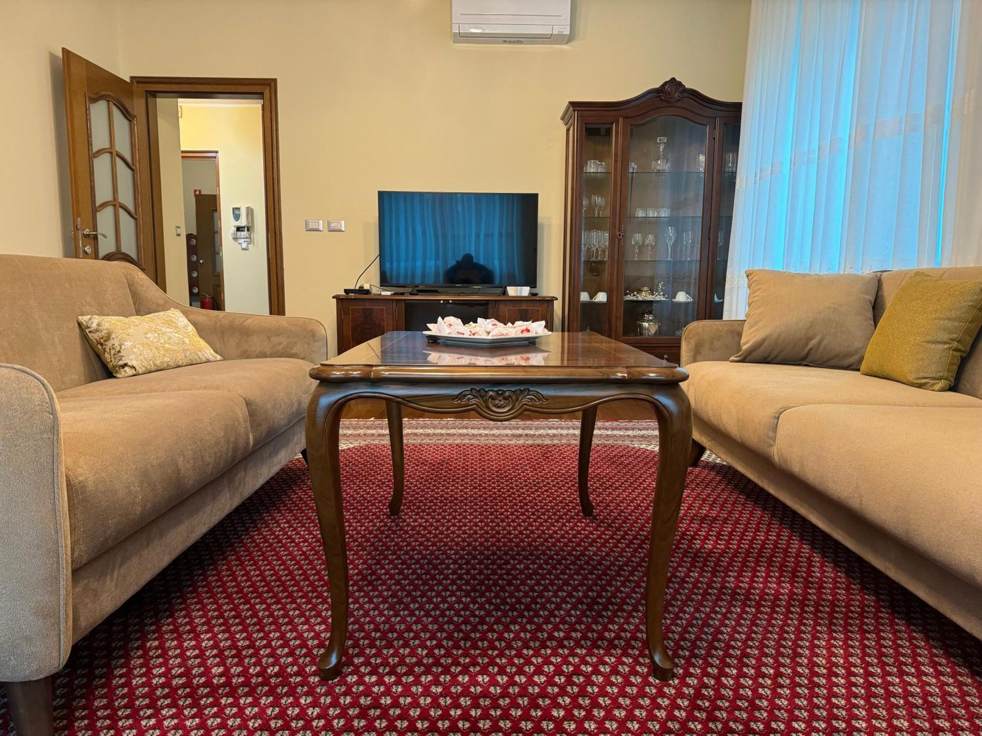 Vila Majda Elegant Apartments With Prime Location And Parking Любляна Екстериор снимка
